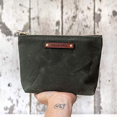 The Keeper Pouch in Moss