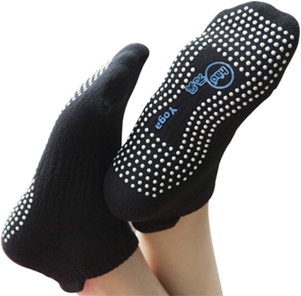 Non Slip Skid Socks with Grips for Yoga,Barre Pilates,PiYo,Men and Women,2 Pairs Black And 2 Pairs Grey: Clothing