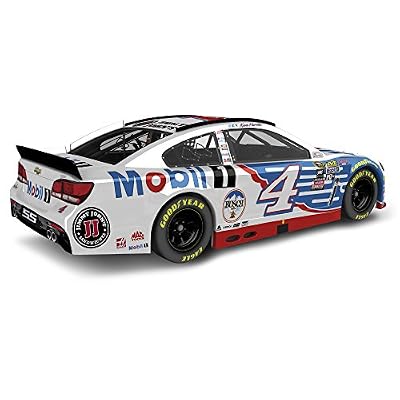 Lionel Racing Kevin Harvick #4 Mobil 1 2016 Chevrolet SS NASCAR Diecast Car (1:24 Scale)