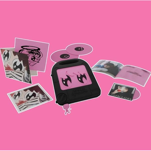 SMILE! :D deluxe box set (numbered print + cheerleader 7