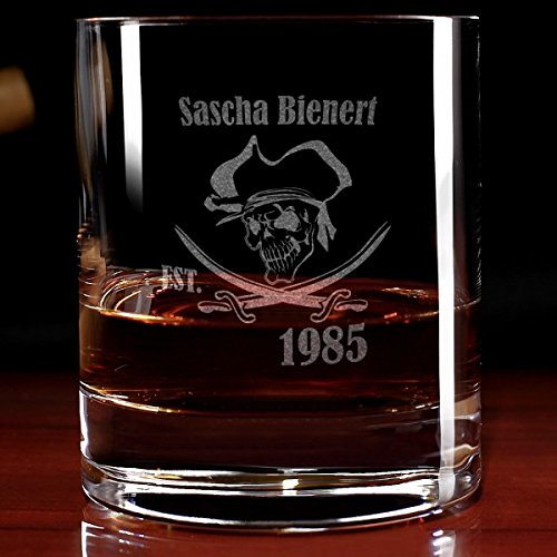 Herz & Heim® Rum Glas mit Gravur - Pirat - mit Gratis Gravur des Namens u. Geburtsjahr – Bild 4