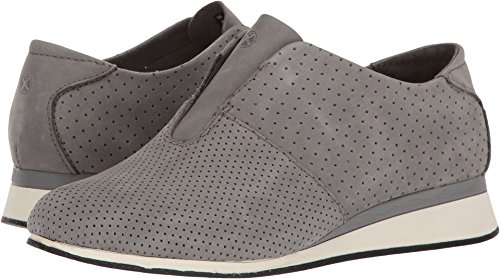 Hush puppies women s odessa evaro slip-on loafer, smoke…