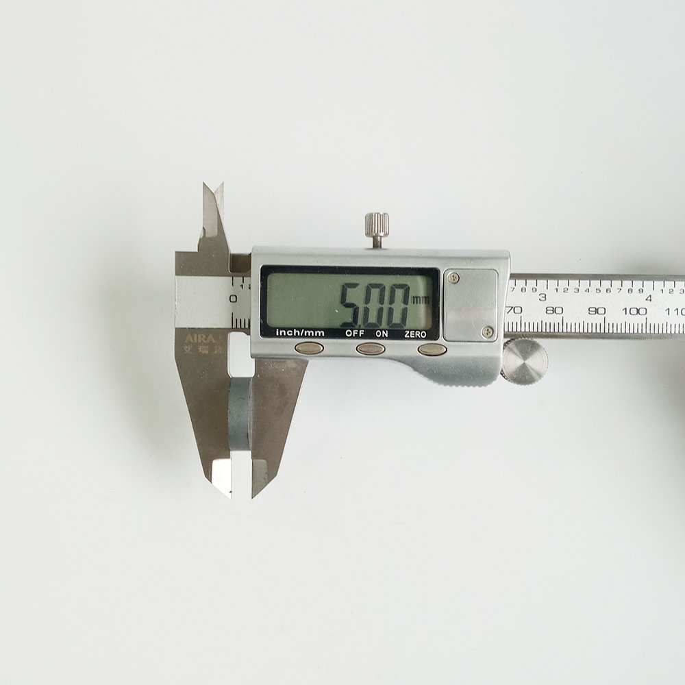 D18x5mm Ferrite Ceramic Round Magnets - 100pcs