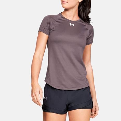 pantaloncini e maglietta under armour