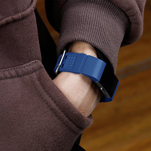 MoreToys Silicone Adjustable Replacement Accessory Sport Watch Band Wrist Strap Bracelet for Fitbit Charge 2 Fitness Wristband (Blue)