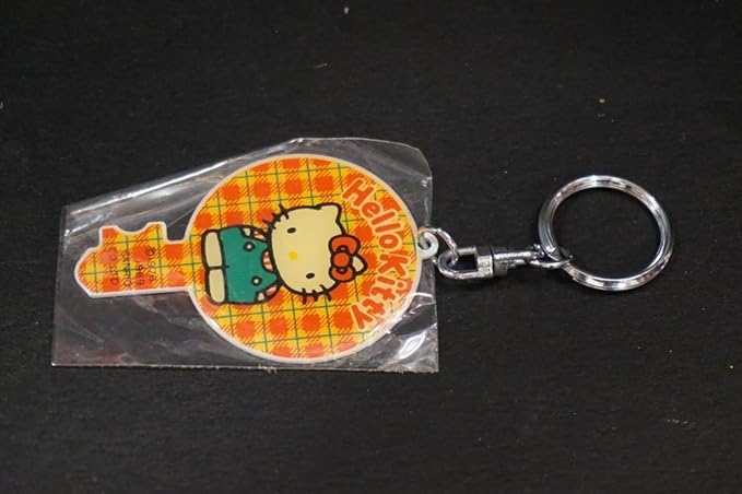 Amazon 年 サンリオ ハローキティ キーホルダー 昭和 レトロ 昔 雑貨 1 コレクション アニメ 萌えグッズ 通販