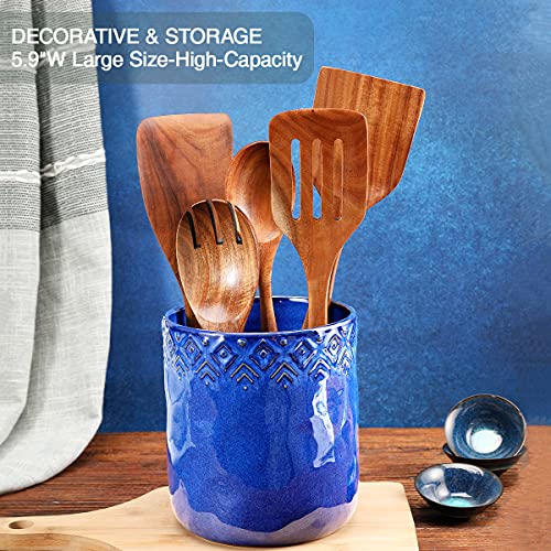 Large kitchen utensil crock