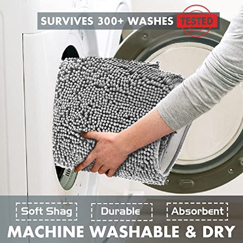 LuxUrux Small Bath Mat – AS-SEEN-ON-TV – Extra-Soft Plush Shower Rug, 42 x 60 cm Compact Chenille Microfiber Bathroom Rug, Super Absorbent Shaggy Bath Mat (Light Grey)
