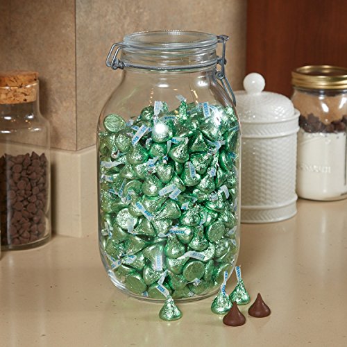 HERSHEY'S Kisses Chocolate Candy, Light Green, 4.1 Pounds Bulk Candy on