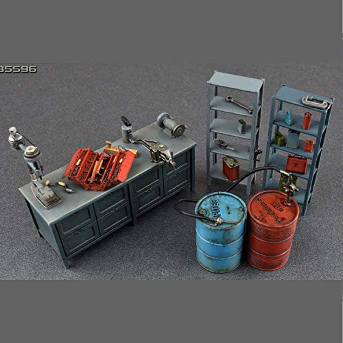 Plastic Model Kit - Garage Workshop - 1/35 Scale Diorama Accessories - Plastic Model Kits to Build for Adults - Military Miniatures