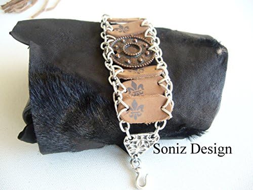 Leather bracelet tan/Tabacco leather cuff/feather charm bracelet