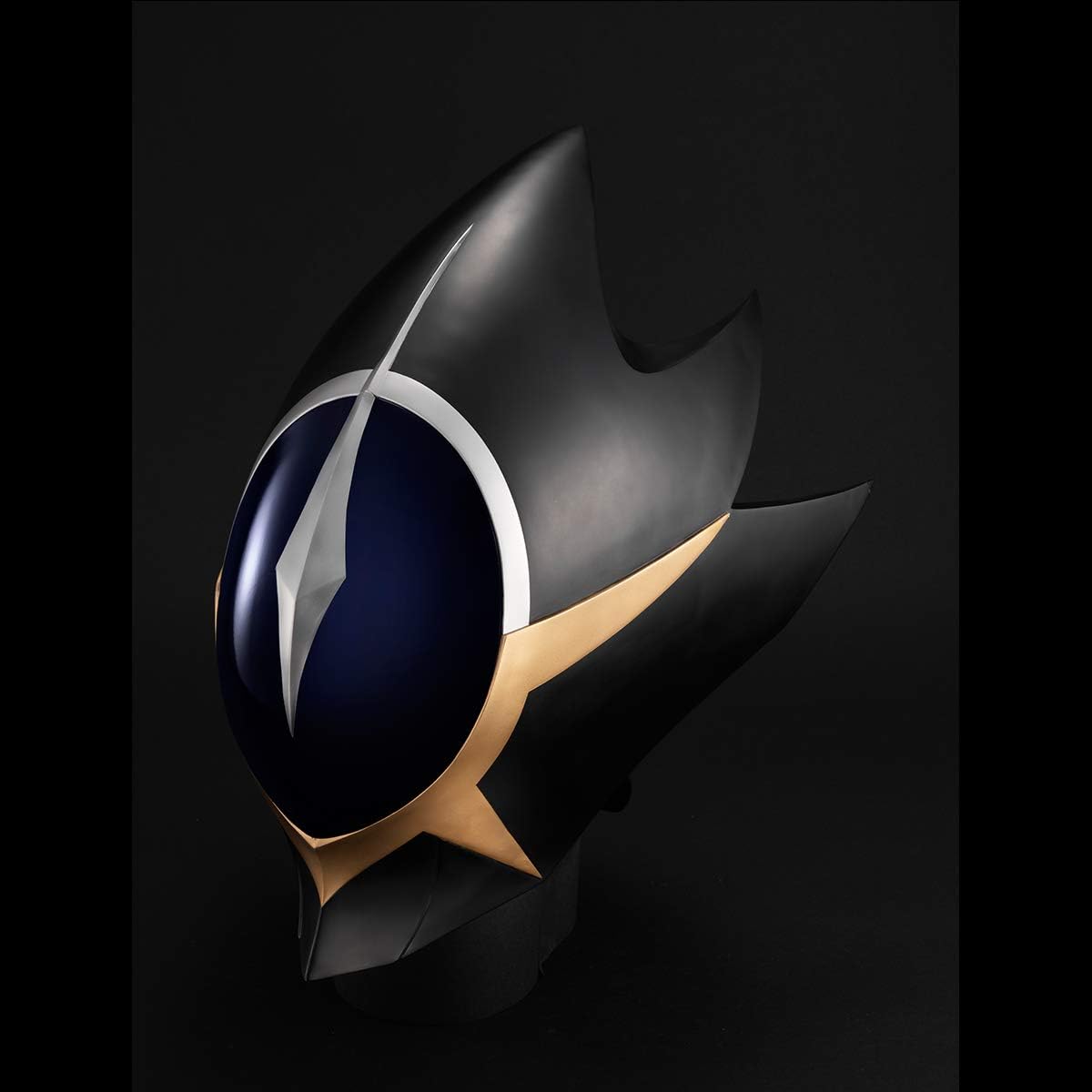 Megahouse Code Geass Lelouch Of The Resurrection Zero Mask 1 1 Amazon Co Uk Toys Games