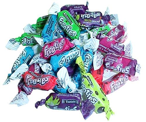 Tootsie Frooties Fruit Chews Individually Wrapped Candy (2.5 lbs) Sharing Size Bag - Thumbnail 5