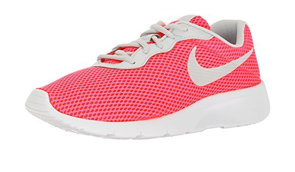 hot pink nike tanjun
