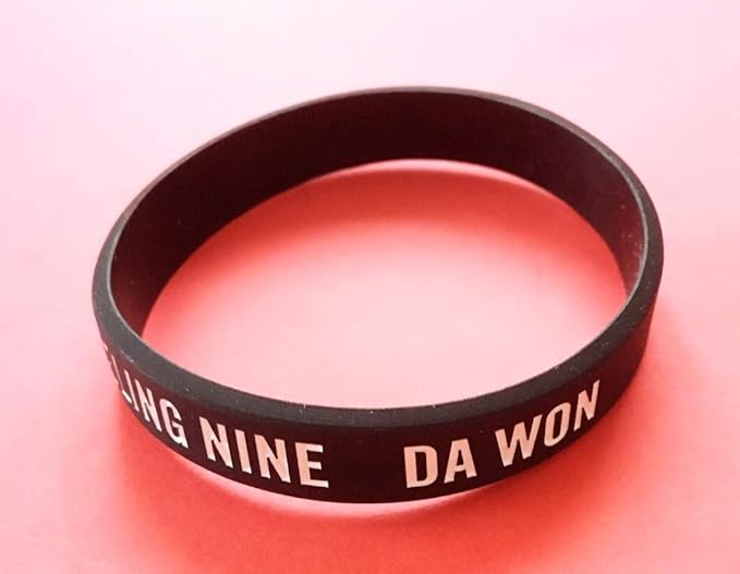 Amazon Sf9 日本 アルバム Sensational Feeling Nine リリイベ クリスマスプレゼント お渡し会 手渡し シリコンバンド Dawon ダウォン コレクション アニメ 萌えグッズ 通販