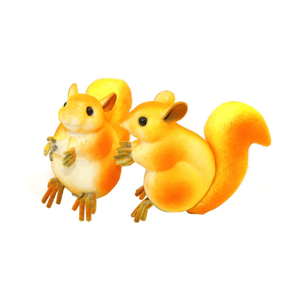Namvo Squirrel Ornament Garden Figure - Frost Proof Indoor or Outdoor Shed Patio Decor 6.5 * 7 * 4cm
