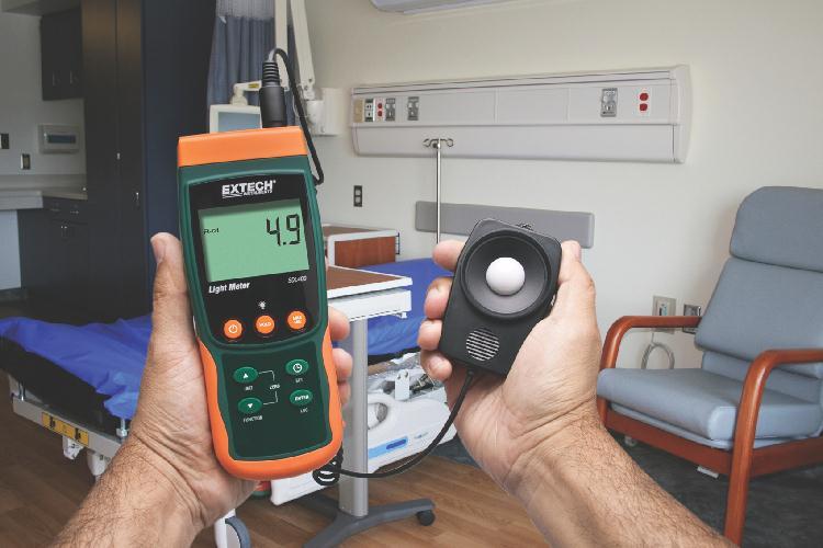 Extech SDL400 Light Meter SD Logger Home Improvement