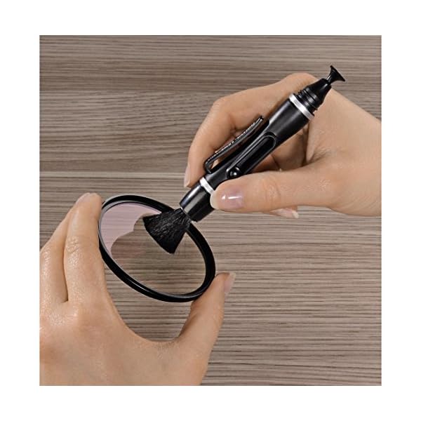 Hama Reinigungsstift zur Objektiv- und Filterreinigung, 11,5 cm lang, Lenspen DigiKlear, Schwarz/Silber – Bild 6
