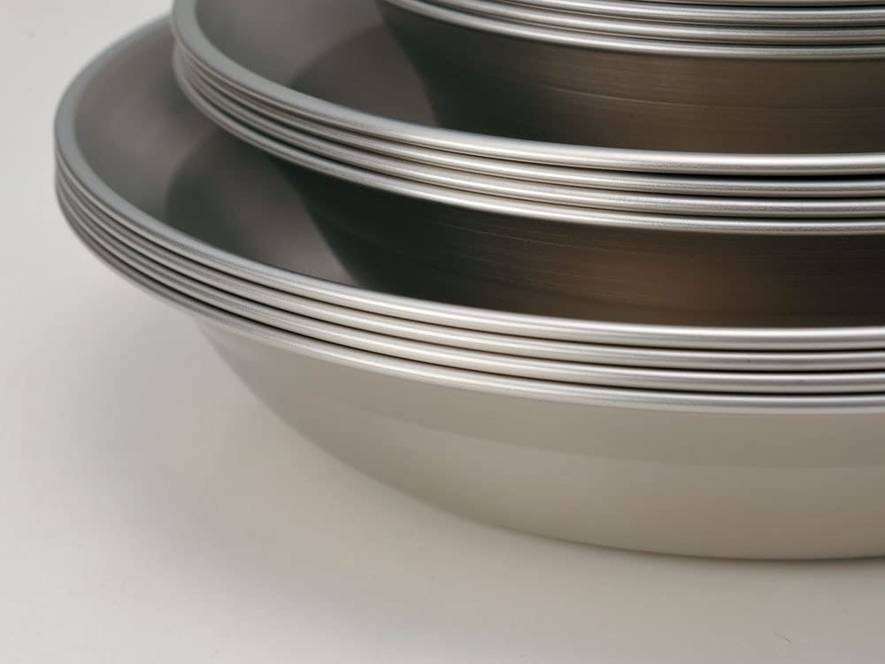 Snow Peak Tableware Set Family, 16 pcs, TW-021, Stainless Steel, Lightweight for Camping Everyday Use, Made in Japan, Lifetime Product Guarantee