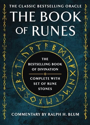 Runes: The Gods' Magical Alphabet Book: Luna, Bianca