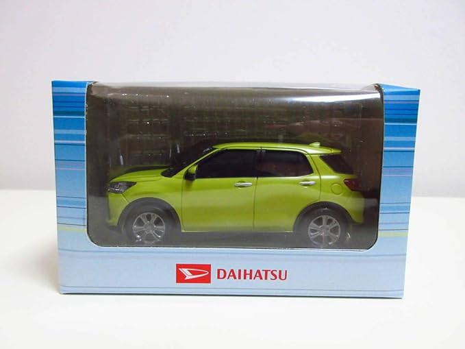 Amazon ダイハツ 新型ロッキー Rocky ディーラー特注 プルバックカー ミニカー マスタードイエローマイカメタリック カラーサンプル ミニカー ダイキャストカー ホビー