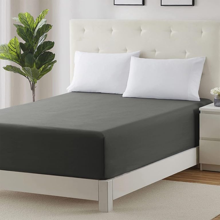 Prime Linens Extra Deep 30Cm Plain Fitted Sheet, Elastic Pocket Breathable Soft Polyester Cotton Bed sheet Machine Washable Fade Resistant (Silver Grey, Super King)