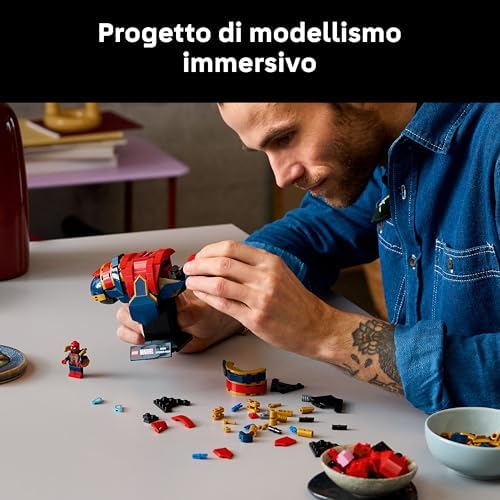 | Marvel Busto di Iron Spider-Man - Modellino da Esposizione per Adulti con 2 Braccia Mobili, Testa Girevole e Minifigure del Supereroe - Regalo da Collezione per i Fan degli Avengers - 76326