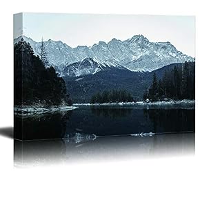 Clear Lake Background Grant Mountains