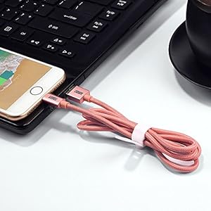 USB Lightning Cable and Adapter Kit for iOS and Android from Daffodil