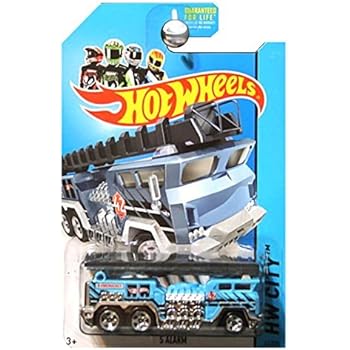 Hot Wheels 2014 HW City 5 Alarm Fire Engine Truck Ladder Blue