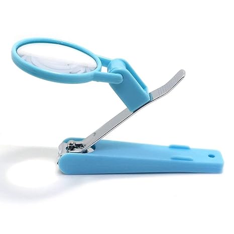 nail clipper with magnifying glass