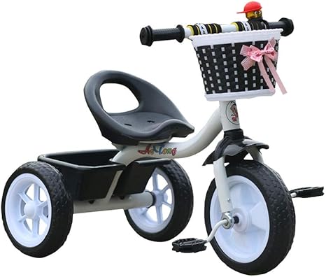 Amazon Co Jp ポータブル子供用三輪車 1 3歳の三輪車 2歳の赤ちゃん用軽量ペダル三輪車のおもちゃ 組み立てが簡単 男の子と女の子の屋外乗馬おもちゃ オプションの3色 Color White ホーム キッチン
