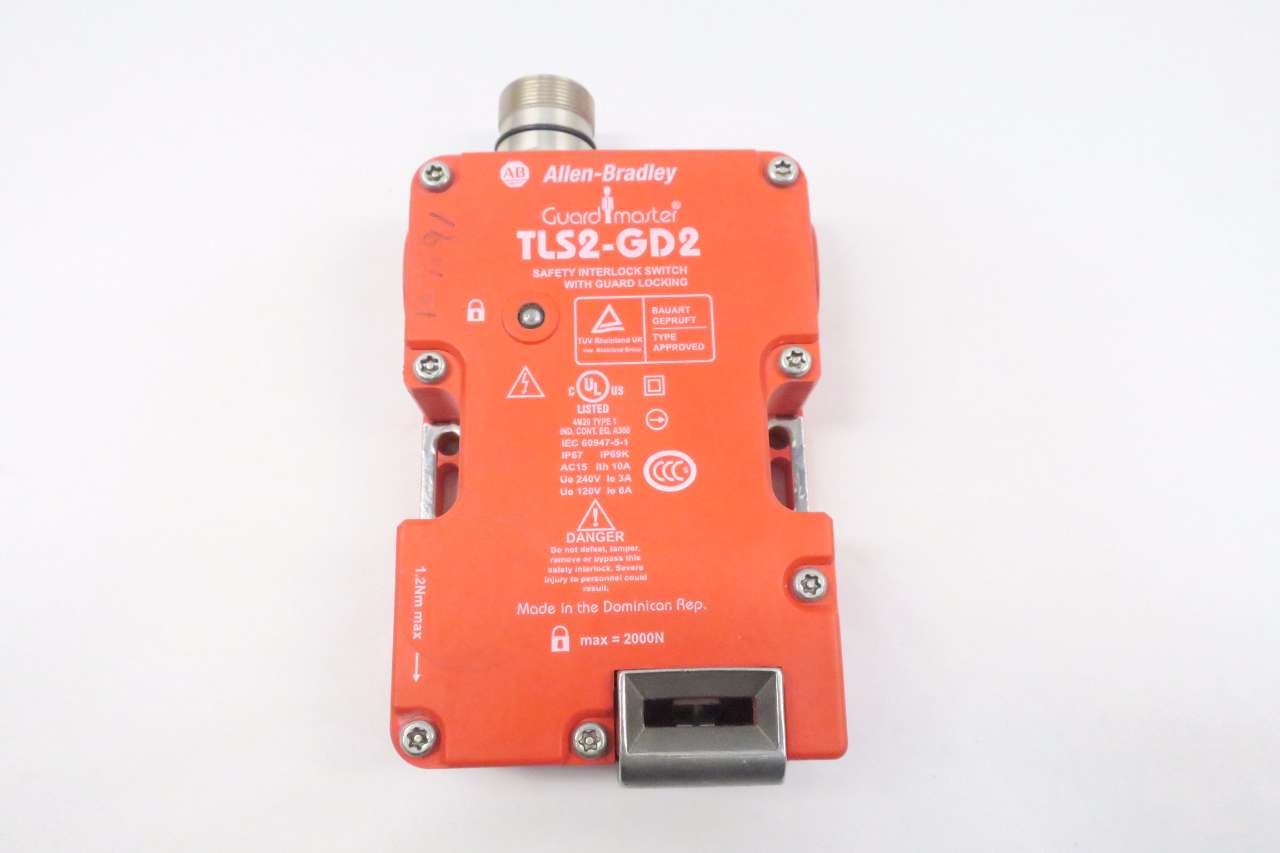 ALLEN BRADLEY TLS2GD2 GUARD MASTER SAFETY INTERLOCK SWITCH D547577
