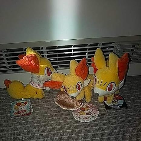 Amazon ポケモン フォッコ ぬいぐるみ クリスマス ポケモンセンター クリスマス クリスマス13 ポフレ ポケモンxy ぽかぽかゆきあそび ぬいぐるみ ホビー