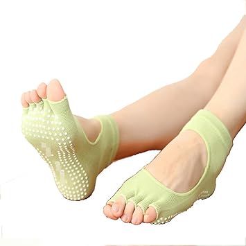 Amazon Co Jp 女性の薄い靴下室内スポーツソックスヨガソックスダンスソックス滑り止めコットン通気性 足の長さ22cm 24 5cmフリーサイズ C スポーツ アウトドア