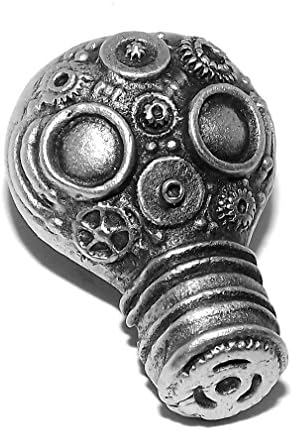 Pin BadgesGothic Steampunk Gas Mask Pin Badge / Brooch