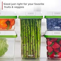 Rubbermaid 4-Piece Produce Saver Containers for