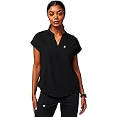 Fabletics Women's Evolve 3-Pocket Scrub Top with an Oversized Fit - MotionTech, 4-Way Stretch, Wrinkle-Resist, Anti-Shrink