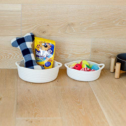 NaturalCozy 5Piece Round Small Basket Set Cotton Rope Woven Baskets