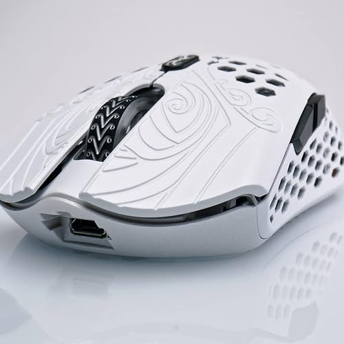 FinalMouse Starlight-12 Pegasus (Medium) in Oman | Whizz