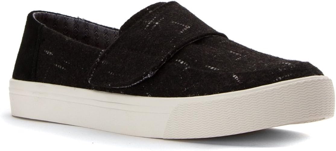 toms slip on sneakers