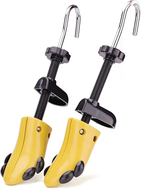 Amazon Co Jp シューズストレッチャー シューキーパー フィッター プラスチック スニーカー 左右兼用 靴擦れ 靴ズレ 靴伸ばし レディース メンズ サイズ調整 二個セット 女性l 23 0 26 0cm きいろい Fluckey Diy 工具 ガーデン