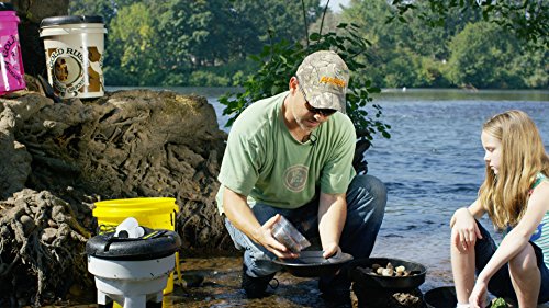 Gold Rush Nugget Bucket Panning and Prospecting Kit with Military Style Metal Folding Shovel (Yellow) - Thumbnail 6