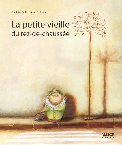 La  petite vieille du rez-de-chaussée