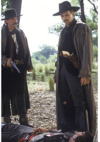 Amazon Com Erthstore 8x10 Inch Photograph Of Kurt Russell As Wyatt Earp And Val Kilmer As Doc Holliday In Tombstone Look Down At Wounded Man Photographs