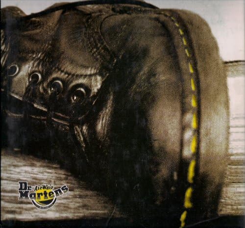Dr Martens Hardcover – 1 Jan. 1999