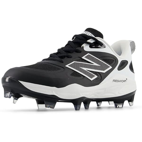 Amazon.com | New Balance Women's Fresh Foam Velo V4 Turf