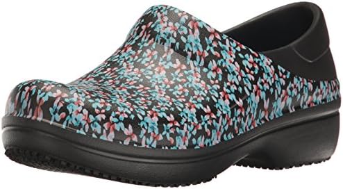 crocs neria pro graphic clog