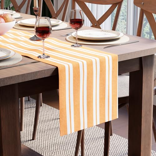 Encasa XO Table Runner