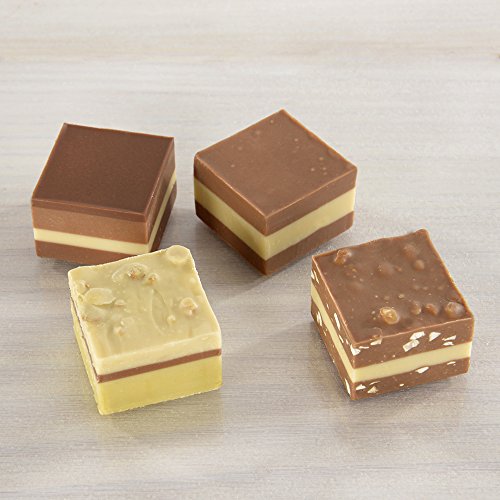 Lindt Schokolade - Schicht Pralinen | 125 g | Pralinés-Schachtel mit 12 von Hand geschichteten Mandel-, Haselnuss- und Pistazien-Nougat Spezialitäten | Pralinengeschenk | Schokoladengeschenk – Bild 4